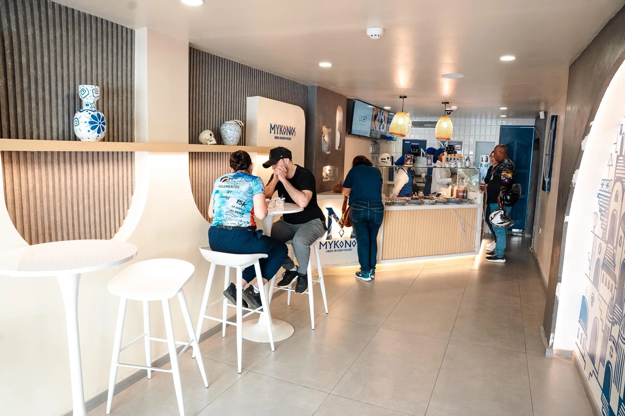 Sucursal Mykonos Greek Bello Campo - Av. Avila. Caracas